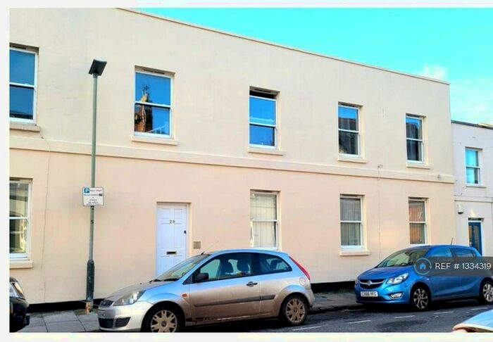 3 Bedroom Flat To Rent In St. Pauls Street North, Cheltenham, GL50