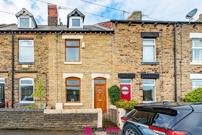 3 Bedroom Terraced House For Sale In Tinker Lane, Hoyland, S74