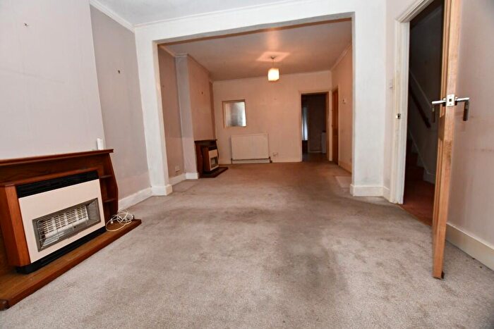 3 Bedroom Terraced House For Sale In Northcote Road, Croydon, Surrey, CR0