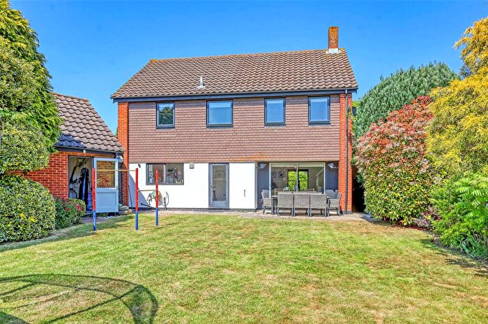 4 Bedroom Detached House For Sale In Challacombe, Thorpe Bay, Essex, SS1