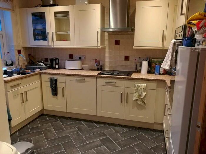 5 Bedroom House To Rent In Branksome Drive, Bristol, BS34