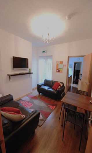 5 Bedroom House To Rent In Winnie Road, B29