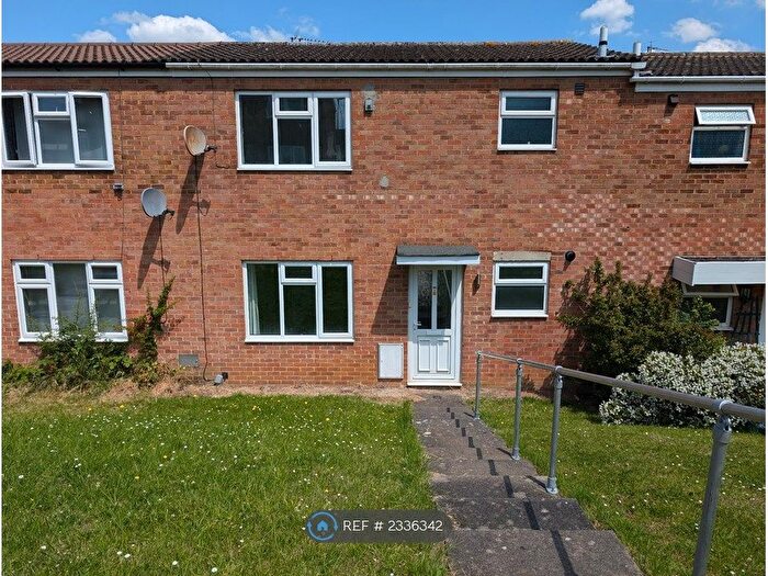3 Bedroom Terraced House To Rent In Godwin Walk, Northampton, NN5