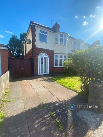 3 Bedroom Semi-Detached House To Rent In Hillcrest Road, Leicester, LE2