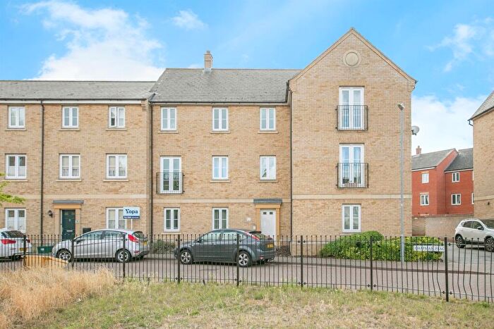 2 Bedroom Flat For Sale In Chapman Place, Colchester, CO4