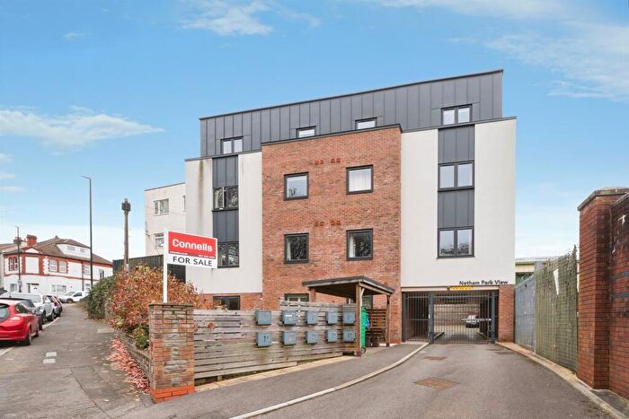 3 Bedroom Flat For Sale In Netham Road, Bristol, BS5