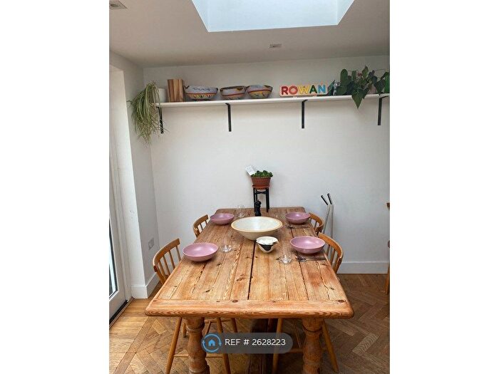 3 Bedroom Terraced House To Rent In Springfield Road, London, E17