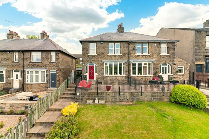 3 Bedroom Semi-Detached House For Sale In Birch Road, Berry Brow, HD4