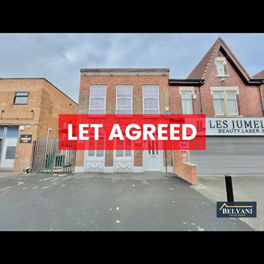 1 Bedroom Flat To Rent In Roundhay Road, Leeds, LS8