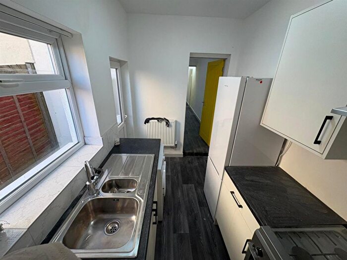 3 Bedroom Terraced House To Rent In Newport Street, Wolverhampton, WV10