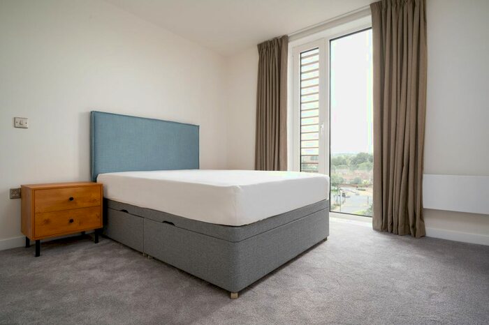 3 Bedroom Flat To Rent In The Kell, Gillingham Gate Road, Gillingham, ME4