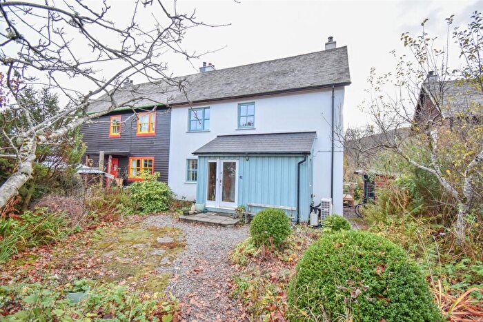 3 Bedroom Semi-Detached House For Sale In Forestry Houses, Achmore, Strome Ferry, IV53