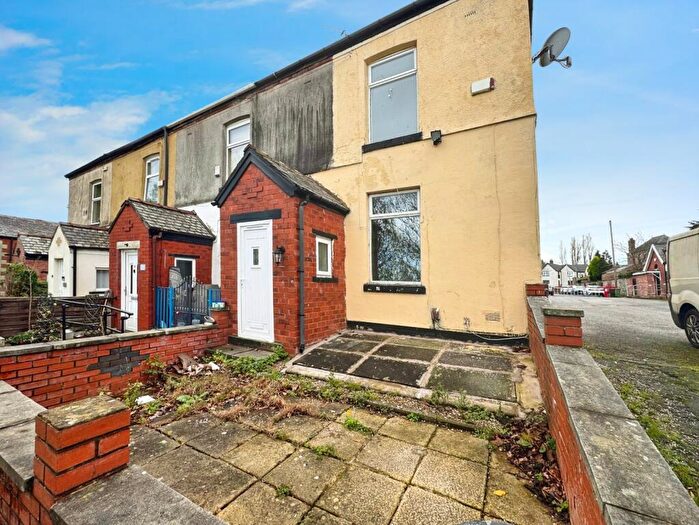 3 Bedroom End Of Terrace House To Rent In Railway Bank, Hyde, Greater Manchester, SK14