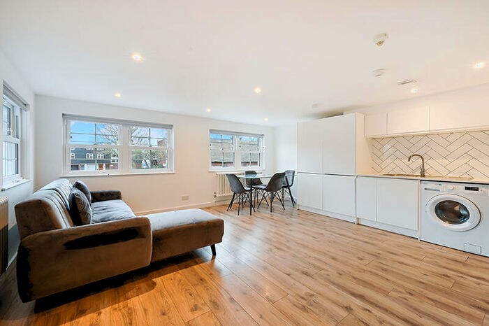 1 Bedroom Apartment To Rent In Shillington Old School, Battersea London, SW11