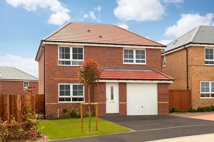 4 Bedroom Detached House For Sale In Inkersall Road, Chesterfield, Derbyshire, S43