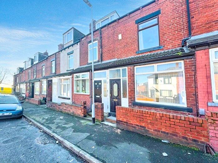 4 Bedroom Terraced House For Sale In Ecclesburn Road, Leeds, West Yorkshire, LS9