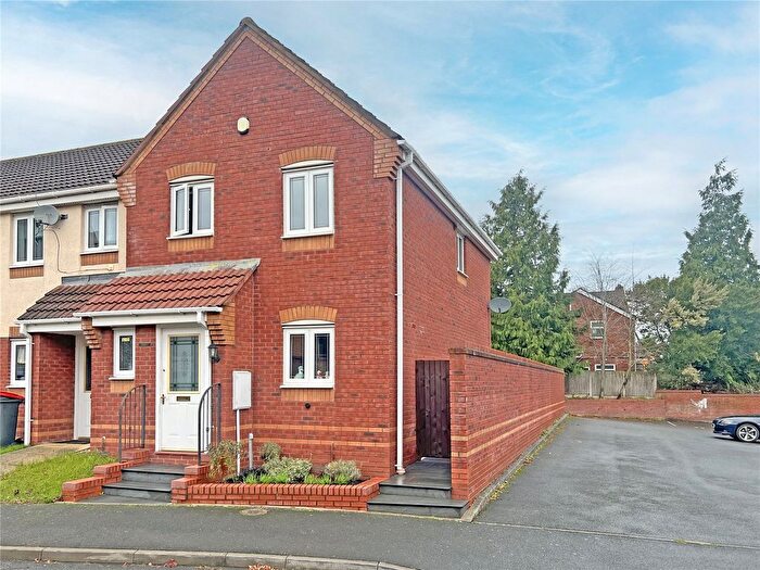 3 Bedroom End Of Terrace House For Sale In Cardinals Close, Donnington Wood, Telford, Shropshire, TF2