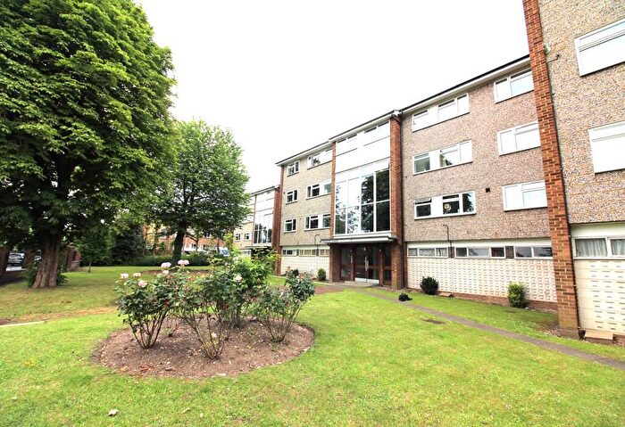 2 Bedroom Apartment To Rent In Stanstead Manor, Cheam Road, Sutton, Surrey, SM1