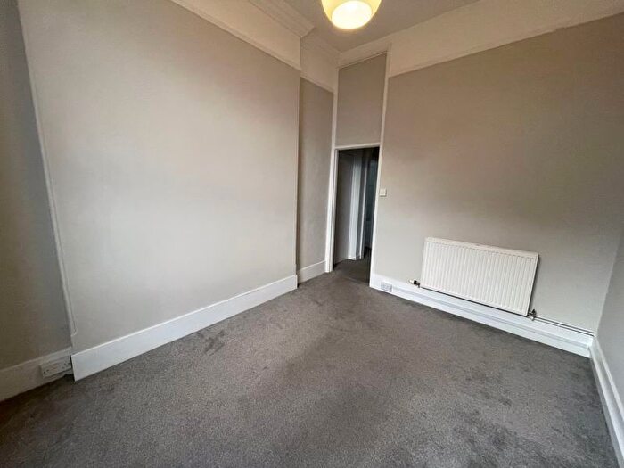 1 Bedroom Property To Rent In Highcliffe Close, Seaton, EX12