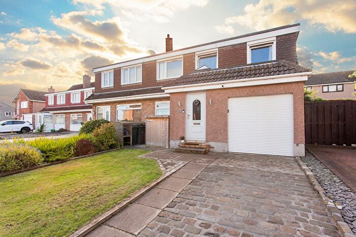 4 Bedroom Semi-Detached House For Sale In Baberton Mains Drive, Baberton, Edinburgh, EH14