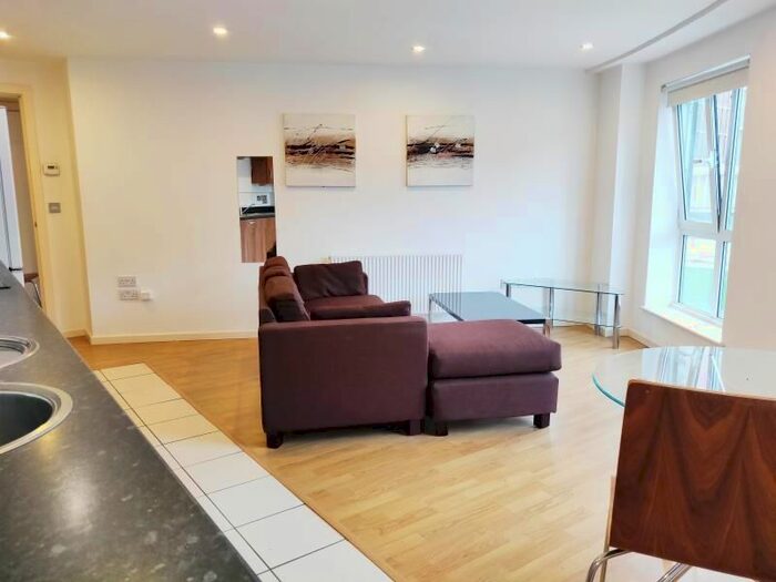 1 Bedroom Flat To Rent In Hive, Masshouse Plaza, Birminhgam, B5