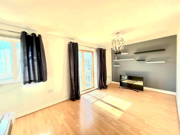 1 Bedroom Flat To Rent In Sovereign Place, Harrow, HA1