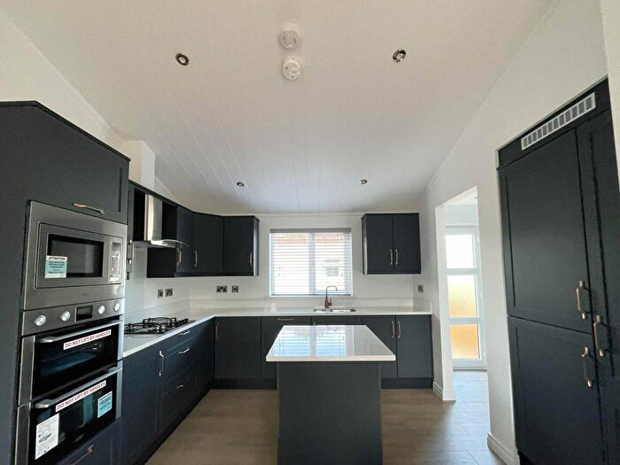 2 Bedroom Park Home For Sale In Tregatillian Homes Park, Tregatillian, St. Columb, TR9