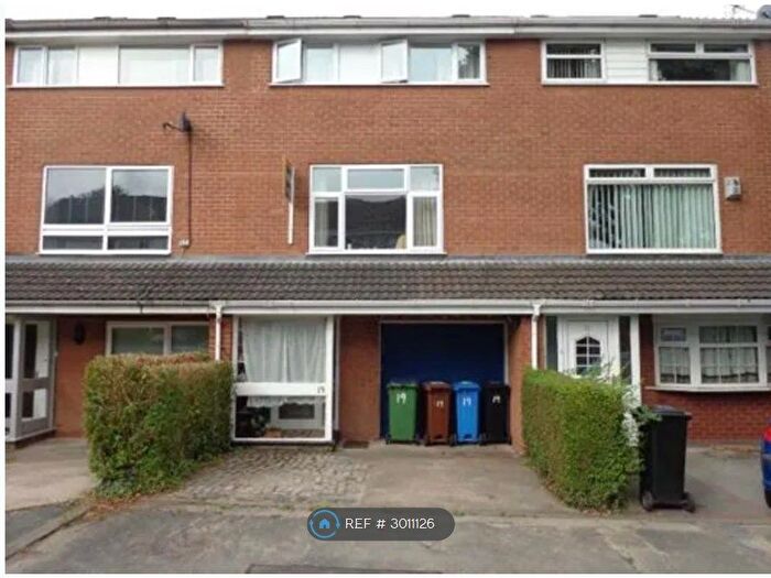 4 Bedroom Terraced House To Rent In Green Gables Close, Heald Green, Cheadle, SK8