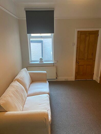 2 Bedroom Flat To Rent In Whitefield Terrace, Heaton, Newcastle Upon Tyne, NE6