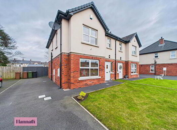 3 Bedroom Semi-Detached House For Sale In Weavers Court, Craigavon, BT66