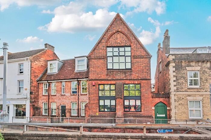 2 Bedroom Apartment To Rent In Fisherton Street, Salisbury, SP2