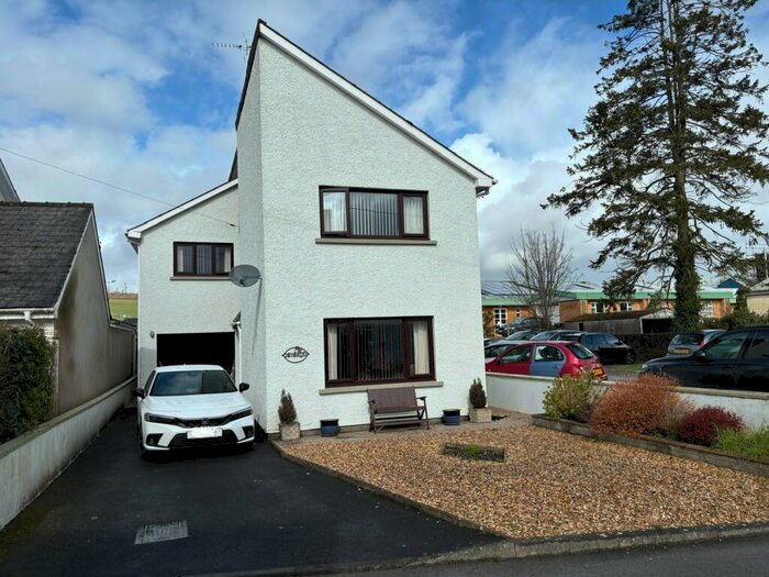 3 Bedroom Detached House For Sale In Greenfield Terrace, Lampeter, SA48