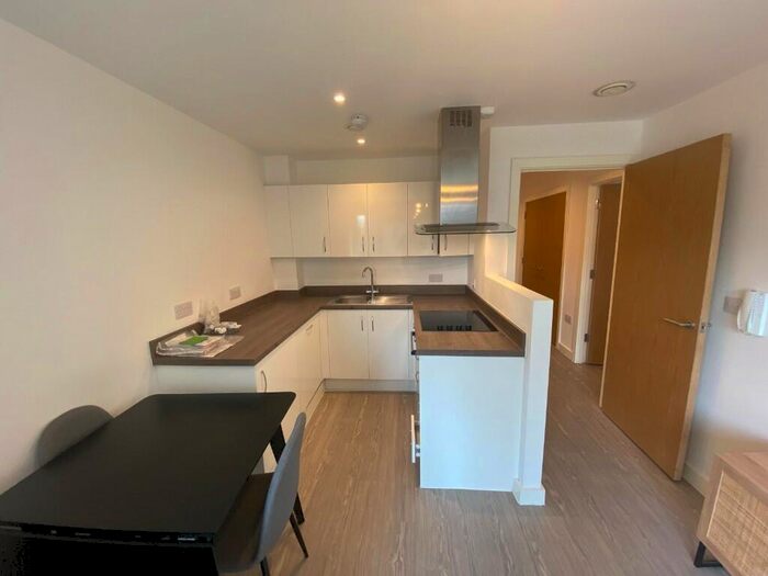 1 Bedroom Apartment To Rent In Oldfield Road, Manchester, Greater Manchester, M5
