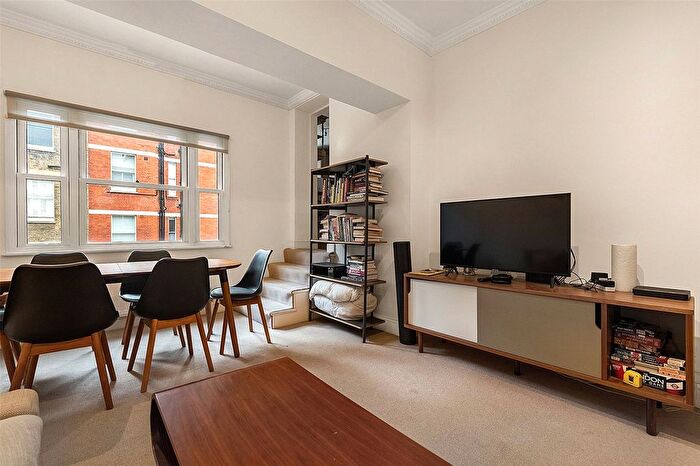 2 Bedroom Flat To Rent In Hornton Street, Kensington, W8
