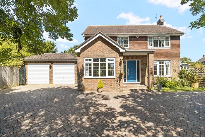 3 Bedroom Detached House For Sale In Homefield Road, Seaford, BN25