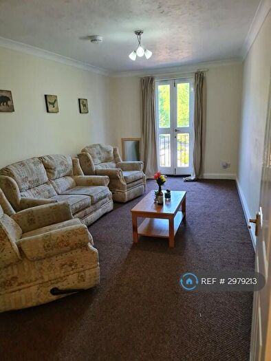 2 Bedroom Flat To Rent In Morrison Circus, Edinburgh, EH3
