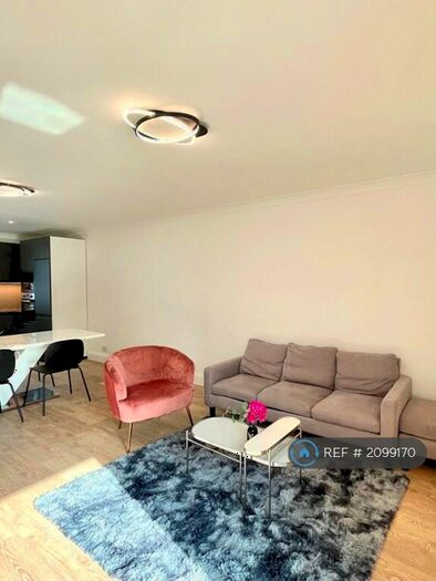 2 Bedroom Flat To Rent In Boardwalk Place, London, E14