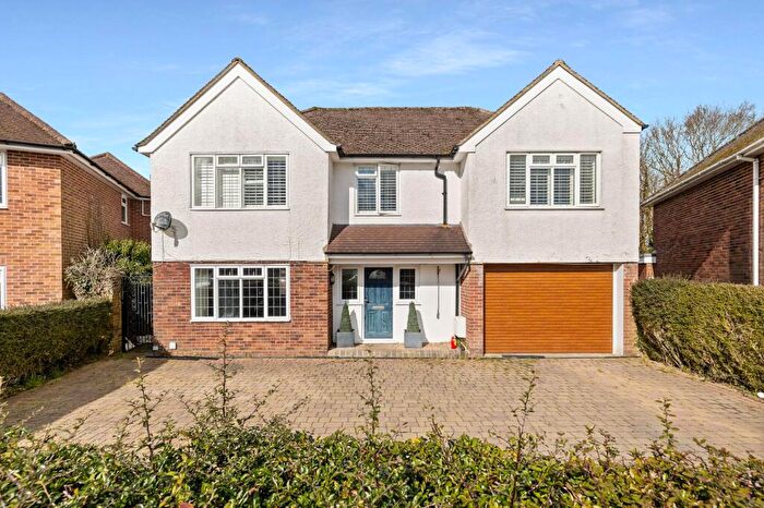 4 Bedroom Detached House For Sale In Campbell Crescent, East Grinstead, RH19