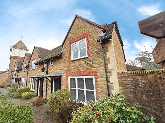 2 Bedroom End Of Terrace House For Sale In Bluecoat Pond, Christs Hospital, Horsham, West Sussex, RH13