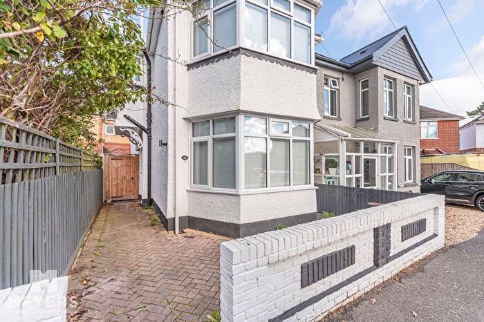 3 Bedroom Detached House To Rent In Hillbrow Road, Southbourne, BH6