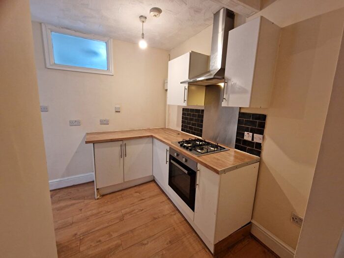 4 Bedroom Flat To Rent In Sutton Road, Southend-On-Sea, SS2