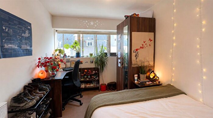 4 Bedroom Apartment To Rent In Princess Victoria Street, Clifton, Bristol, BS8