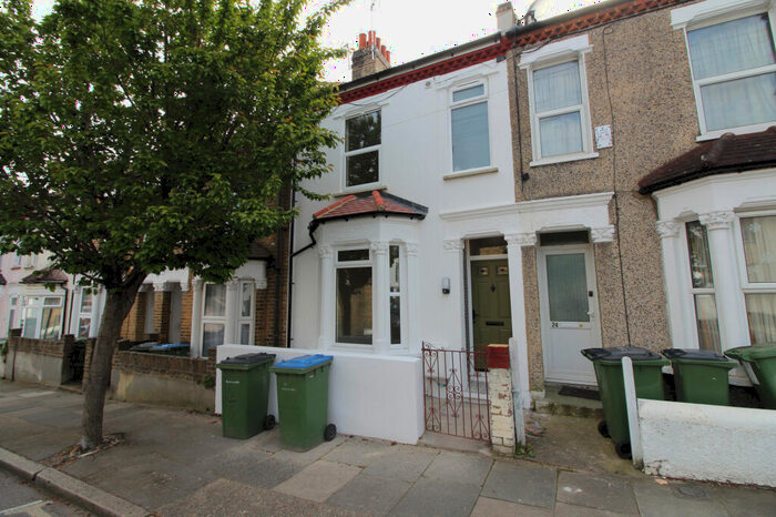 5 Bedroom Terraced House To Rent In Garibaldi Street, London, SE18
