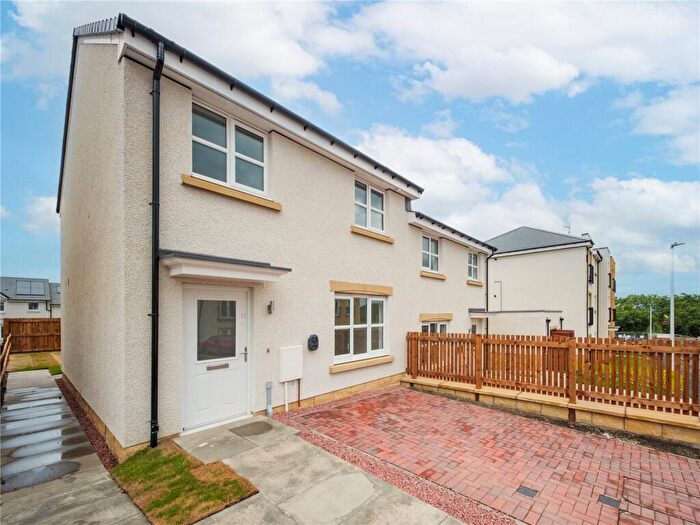3 Bedroom Semi-Detached House To Rent In Vint Drive, Edinburgh, Midlothian, EH17
