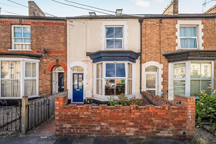 4 Bedroom Terraced House For Sale In Greenbrook Terrace, Taunton, TA1