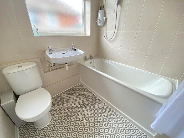 2 Bedroom Detached Bungalow For Sale In Overstrand, NR27