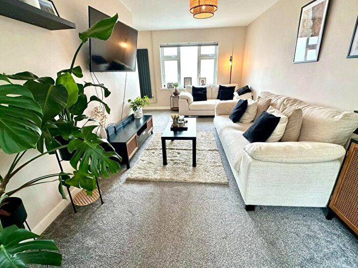 2 Bedroom Semi-Detached House For Sale In Valley Road, BN41