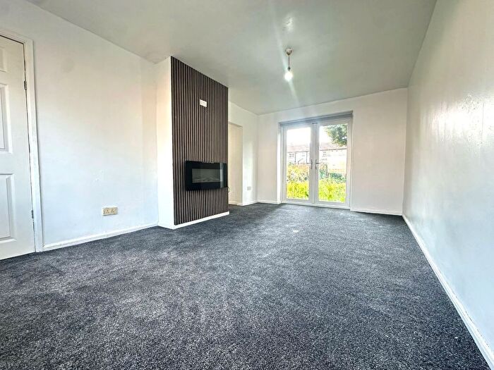 3 Bedroom Terraced House To Rent In Tarbert Crescent, Blackburn, BB1