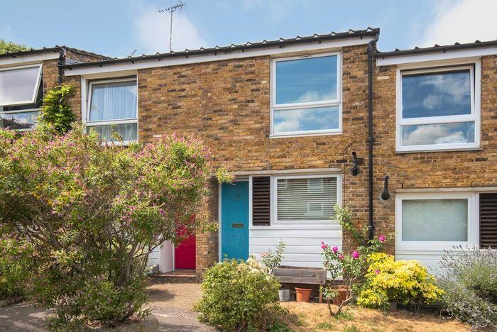 2 Bedroom Terraced House To Rent In Rangers Square, London, SE10