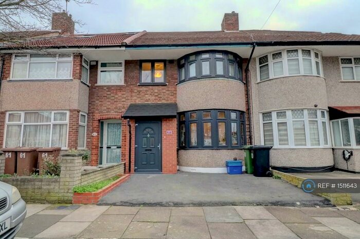 3 Bedroom Terraced House To Rent In Maypole Crescent, Ilford, IG6